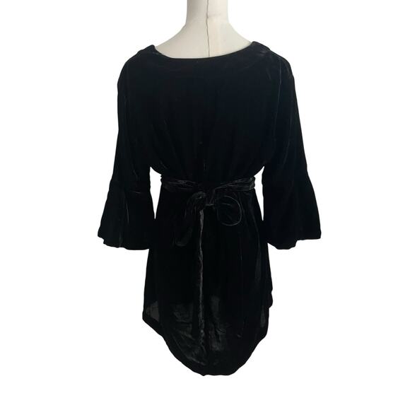 Black Velvet Top Womens L Old Navy Flare Sleeve Holiday Event Dark Fairy Grunge - Picture 3 of 9